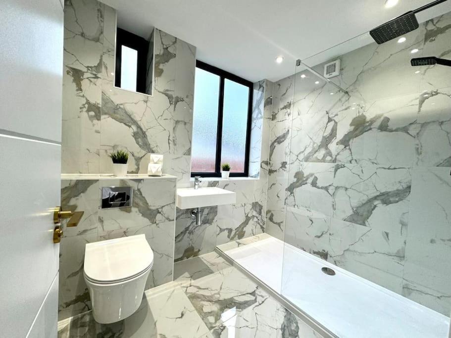 3Br Westbourne Delight - Near Beach & Bournemouth! מראה חיצוני תמונה