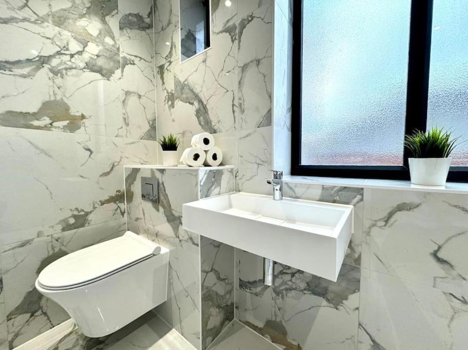 3Br Westbourne Delight - Near Beach & Bournemouth! מראה חיצוני תמונה